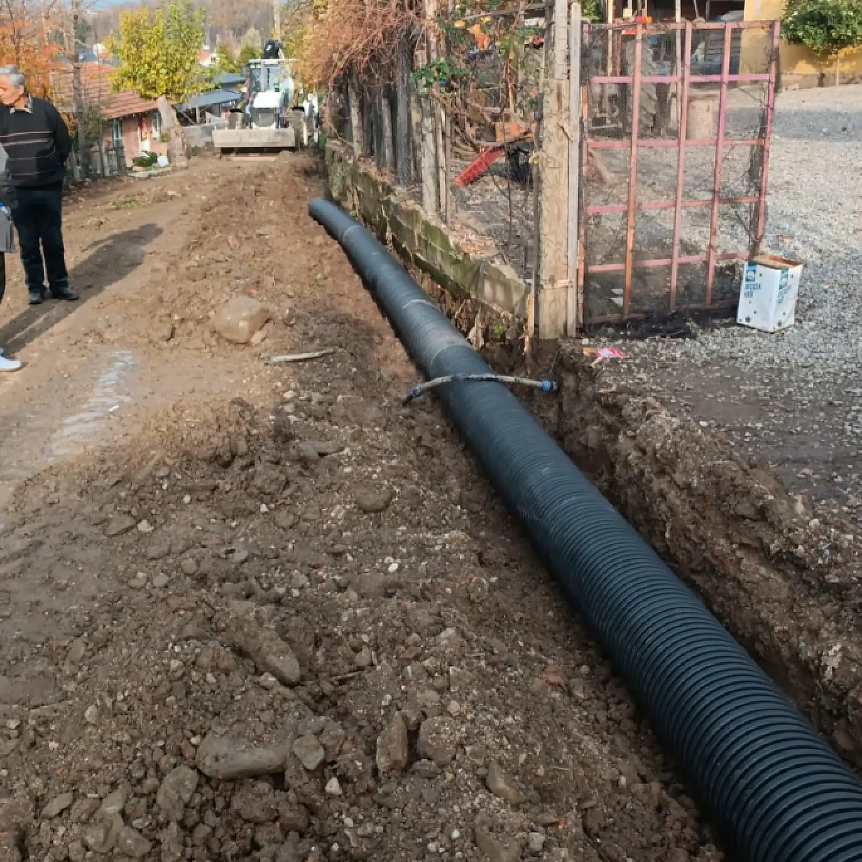 Alaçam Belediyesi'nden Altyapı ve Yol Çalışmaları