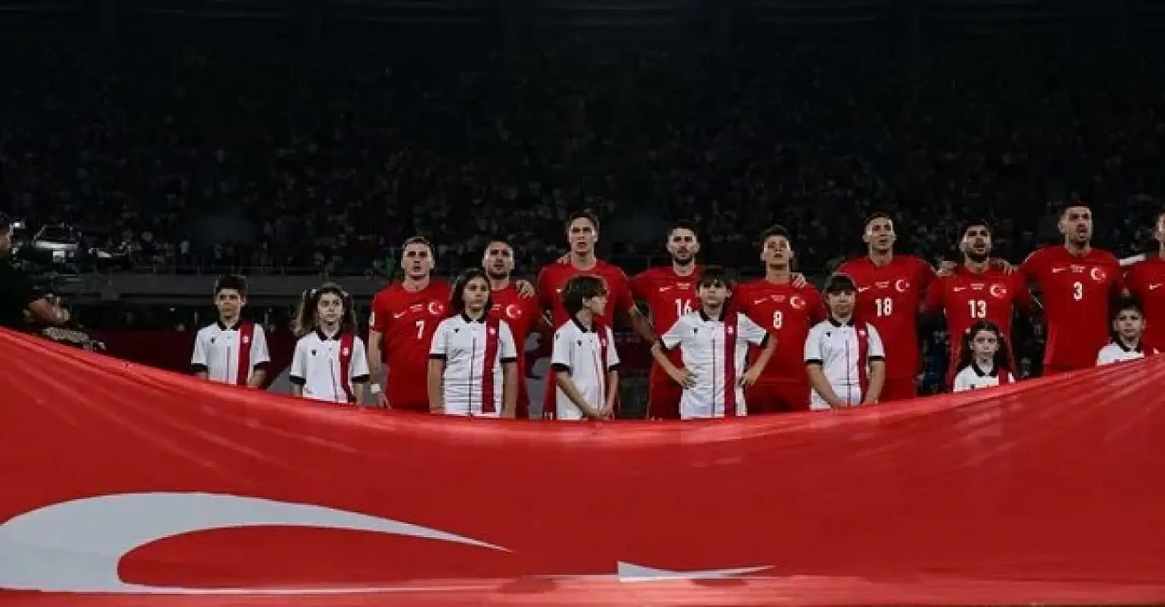 Milli Futbolcular, Filistinli Çocuklarla Sahaya Çıkacak