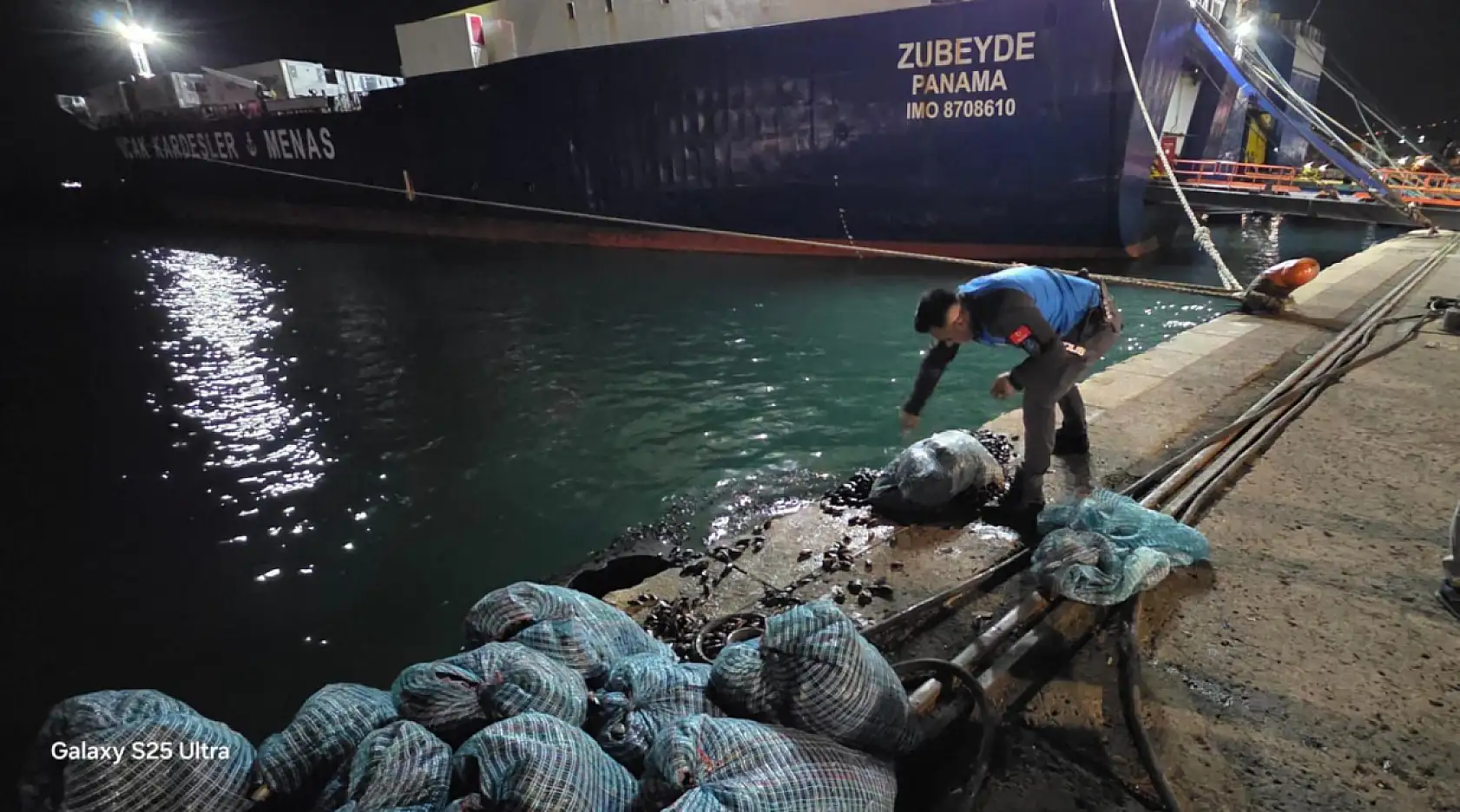 Samsun'da Kamyonette Kaçak Midye Operasyonu: 300 Kilo Ele Geçirildi