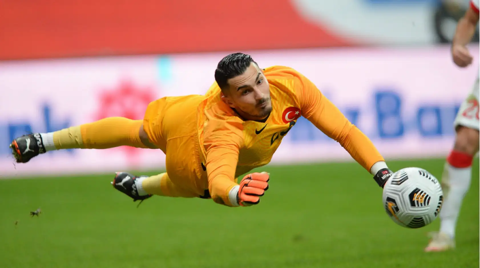 Süper Lig'de büyük takas! Uğurcan Çakır – İsmail Yüksek pazarlığı bitiyor