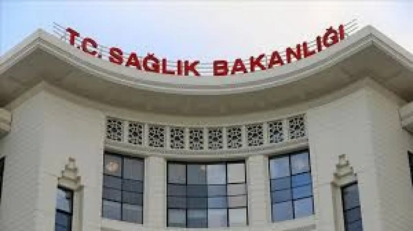 Sağlık Bakanlığı 2026'da 26 bin 673 sözleşmeli personel alacak