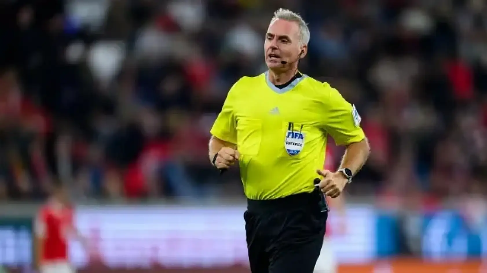 Samsunspor - Dinamo Kiev ve Fenerbahçe - Stuttgart maçlarının hakemleri belli oldu