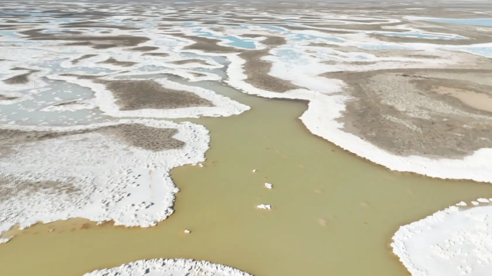 Tuz Gölü'nde kırmızı alarm