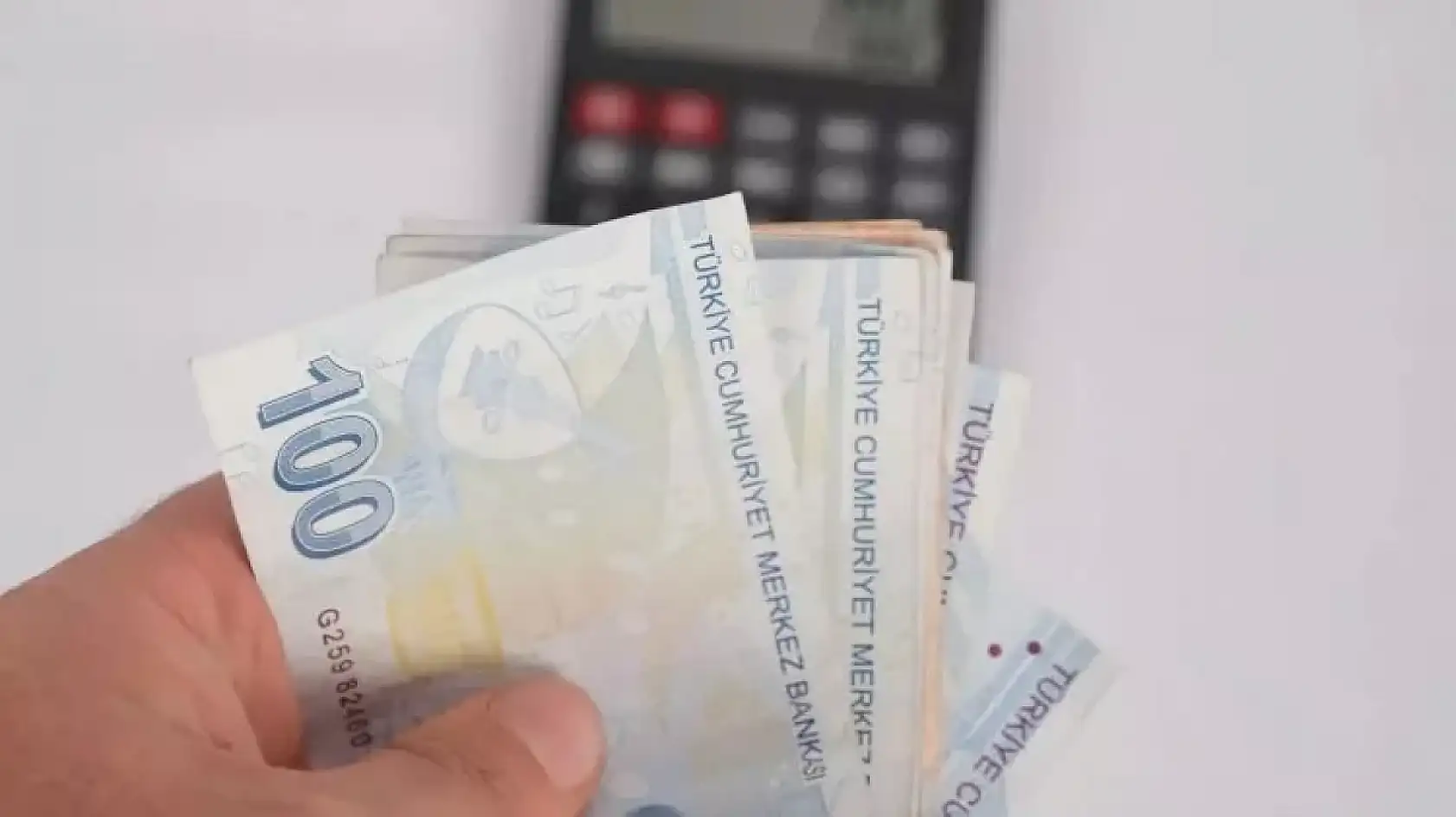 Emeklilere 27 Bin TL Müjdesi! Zam Sonrası Gözler Promosyonlara Çevrildi