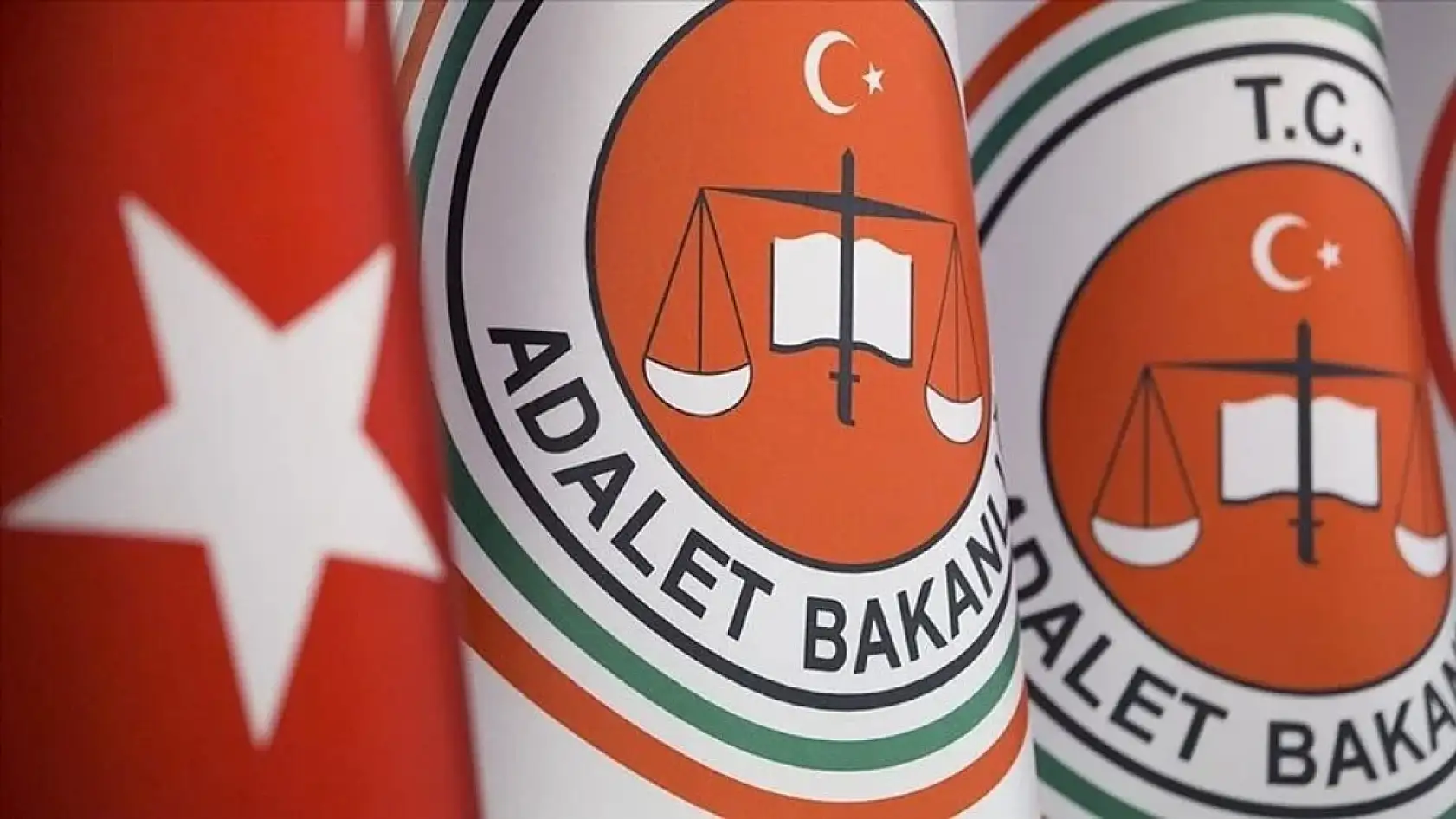 Adalet Bakanlığı promosyon anlaşmasında son durum: İhale ertelendi, beklentiler 300 bin TL'ye yükseldi