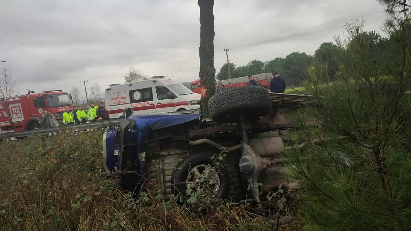 Samsun'da yağış nedeniyle kontrolden çıkan araçta 1 kişi  yaralandı