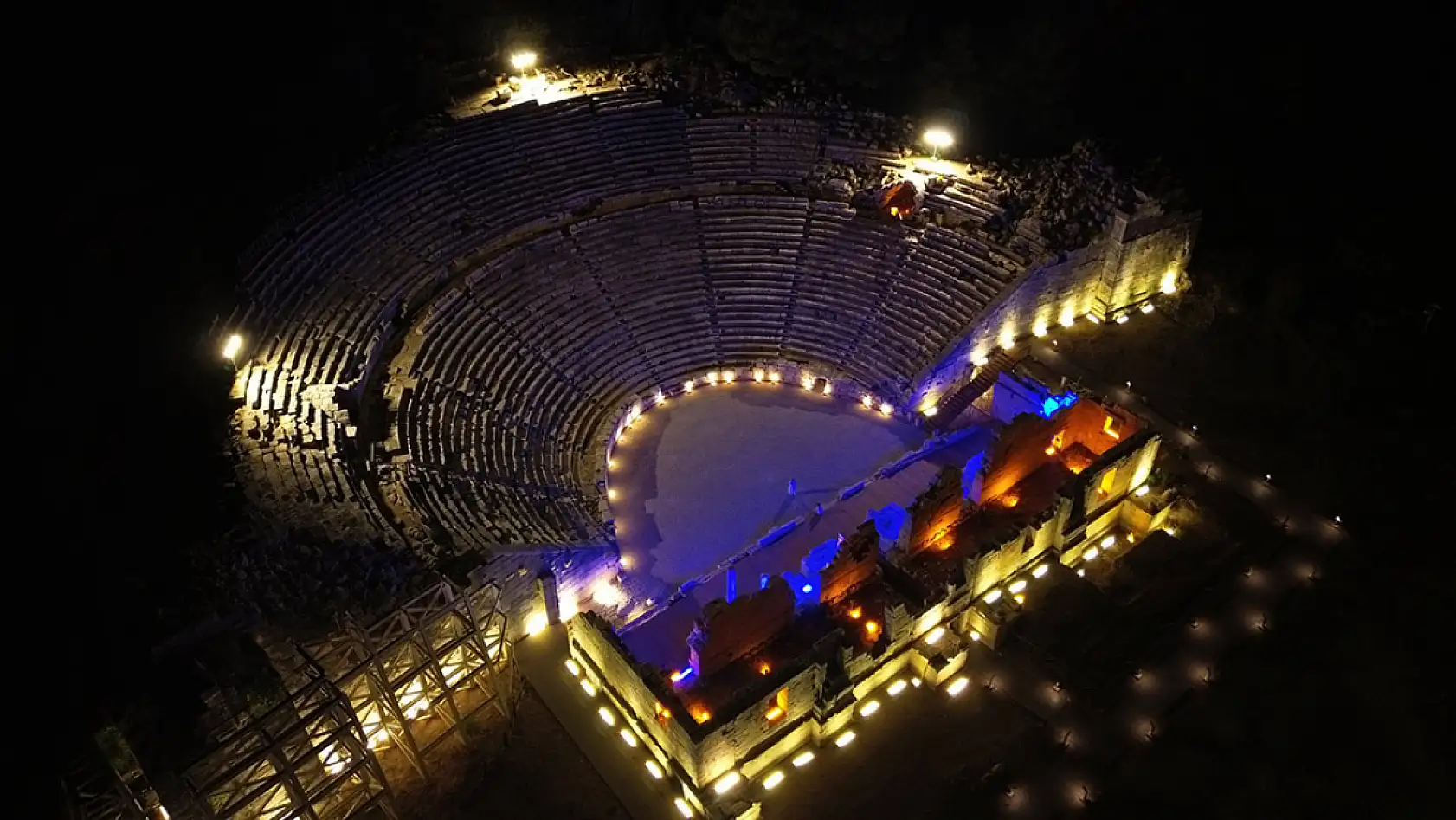 Yıldızların altında tarihi yolculuk