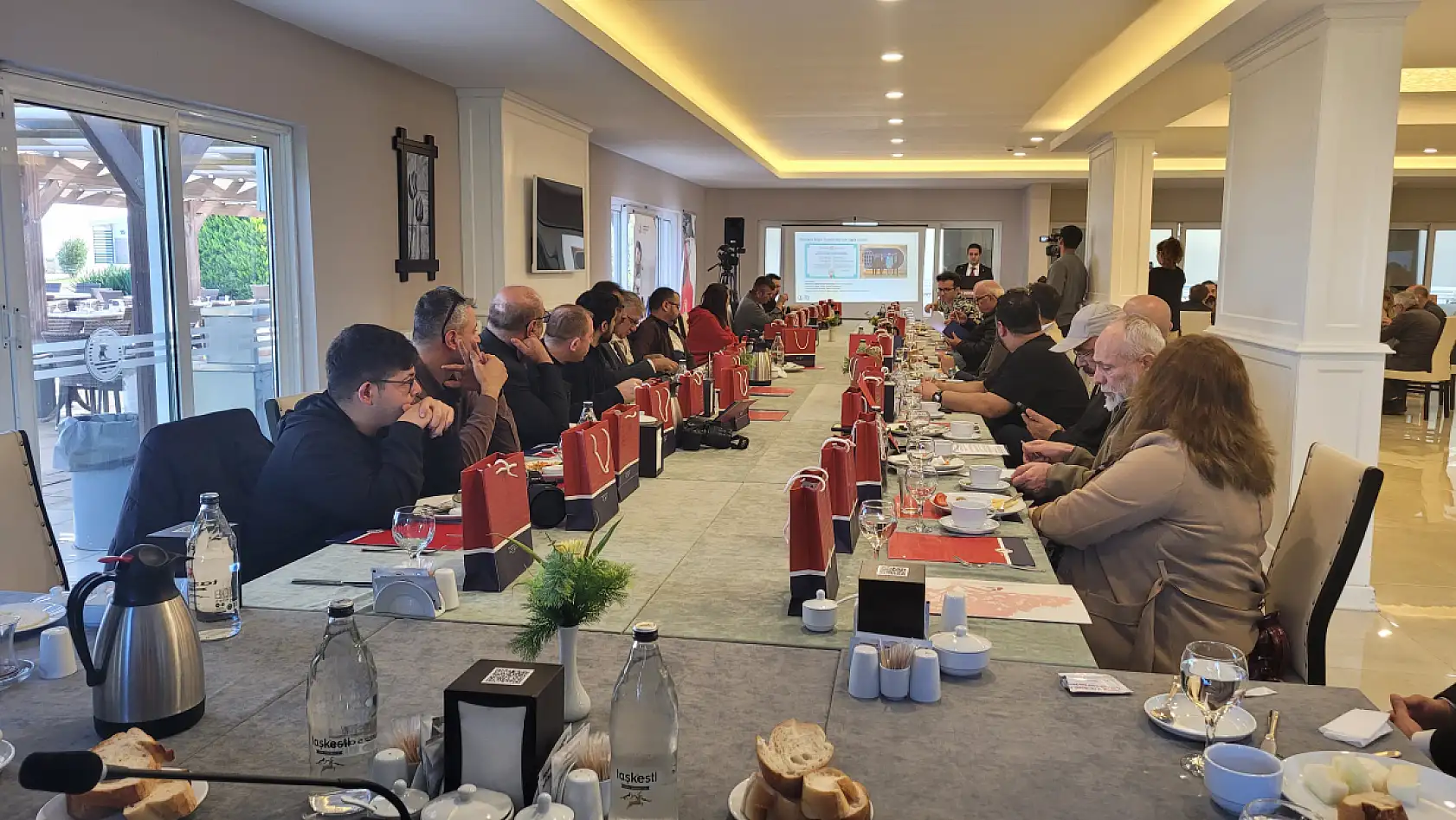 OMÜ Rektörü  Prof. Dr. Fatma Aydın basınla buluştu