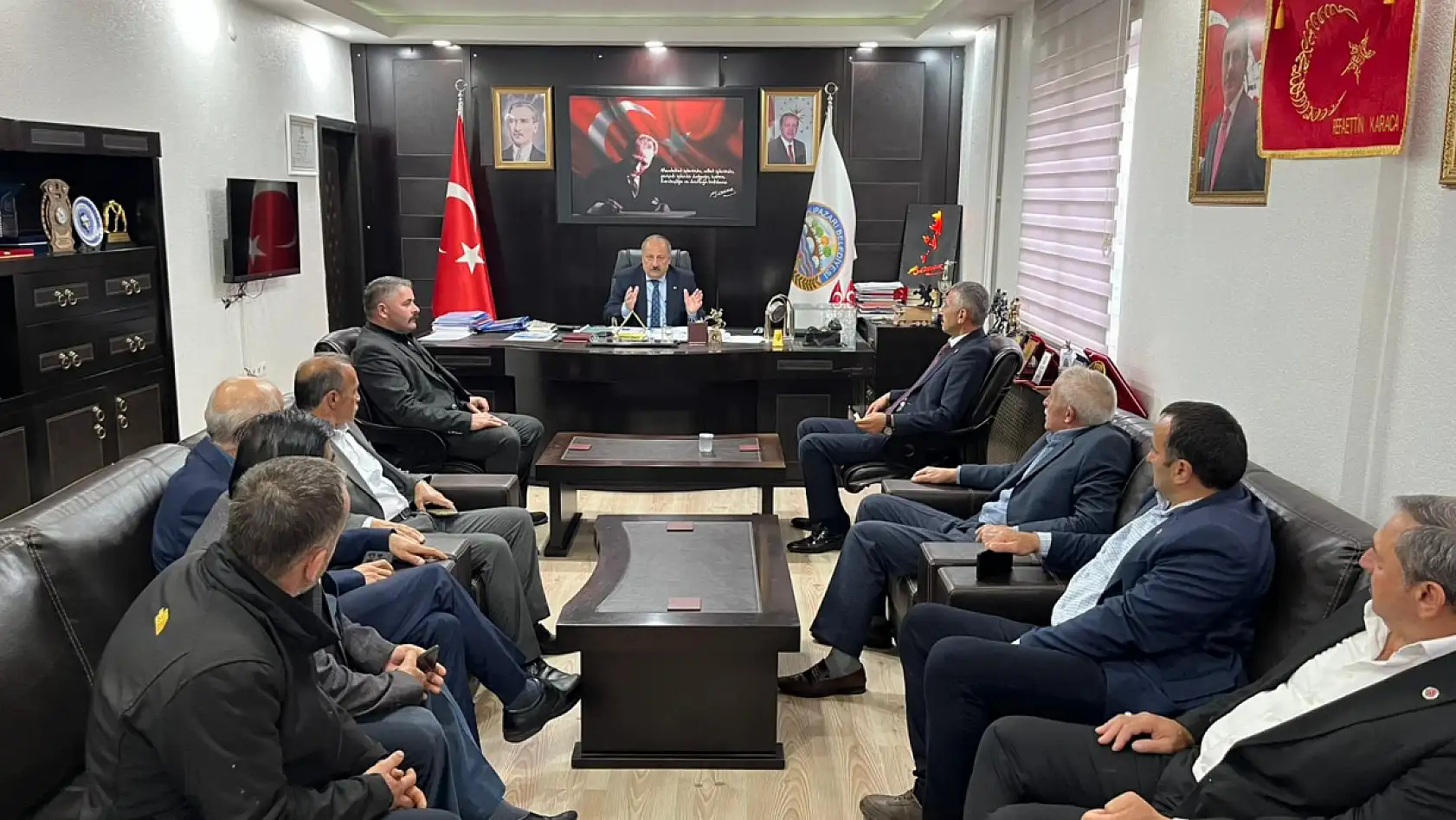 Salıpazarı Belediyesinden muhtarlara teşekkür