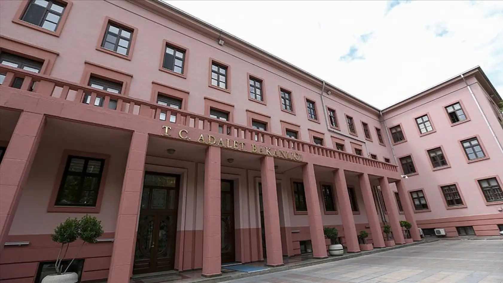 Adalet Bakanlığı 5 bin personel alımı sonuçlandı mı?