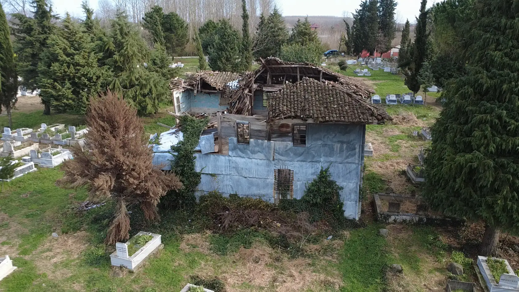 Asırlık Cami Yok Oluyor!