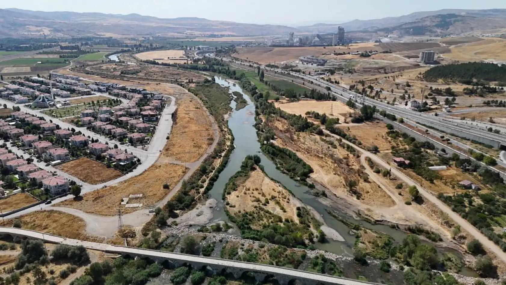 Türkiye'nin en uzun nehri alarm veriyor