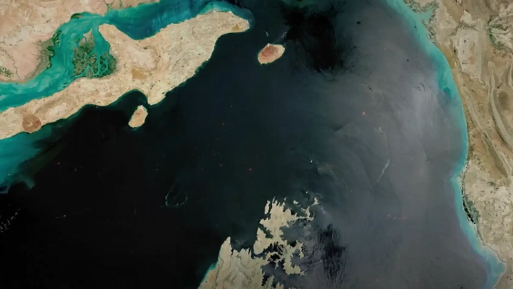 Dünya Nefesini Tuttu: İran'dan Hürmüz Boğazı Hamlesi! Petrol Krizi Kapıda mı?