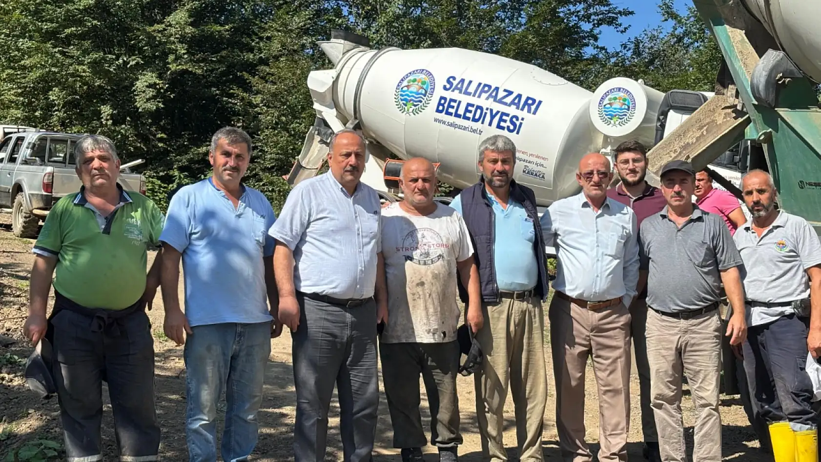 Salıpazarı'nda Başkan Karaca'yla yüzler gülüyor