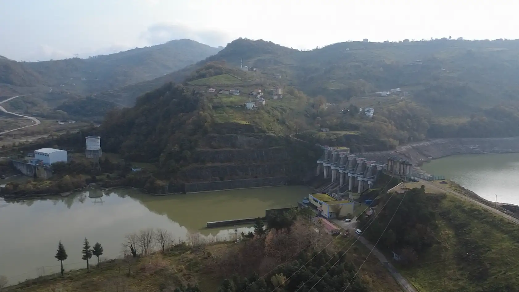Yeşilırmak'ta Hareketlilik! Günler sonra baraj kapağı açıldı!