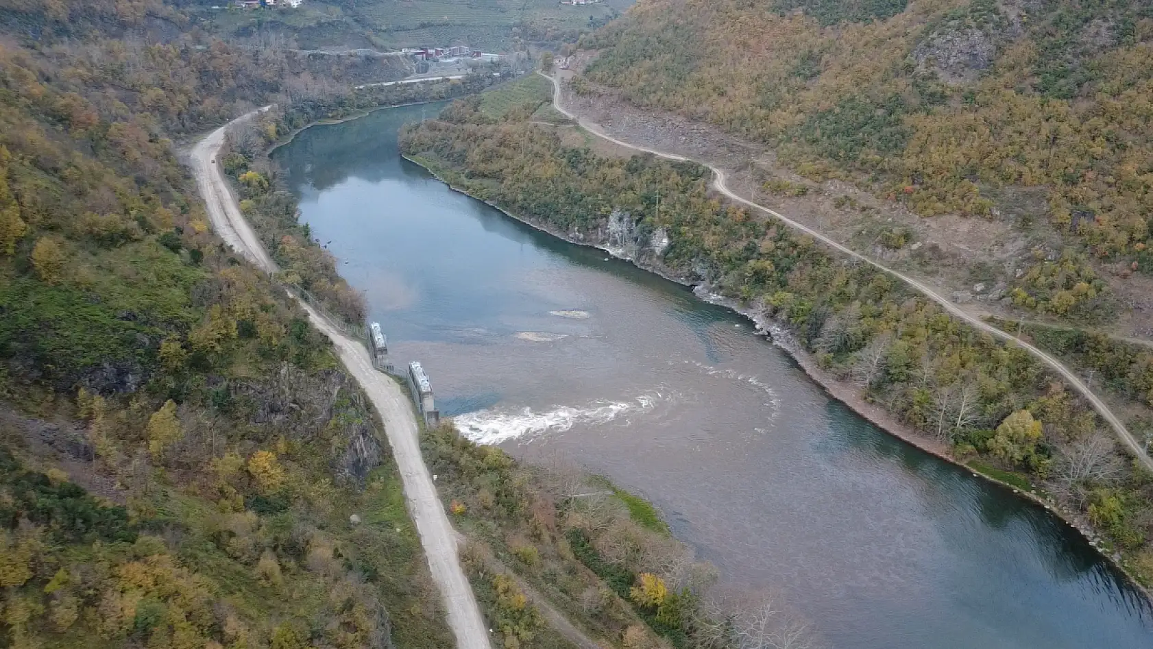 Yeşilırmak'ta Hareketlilik! Günler sonra baraj kapağı açıldı!