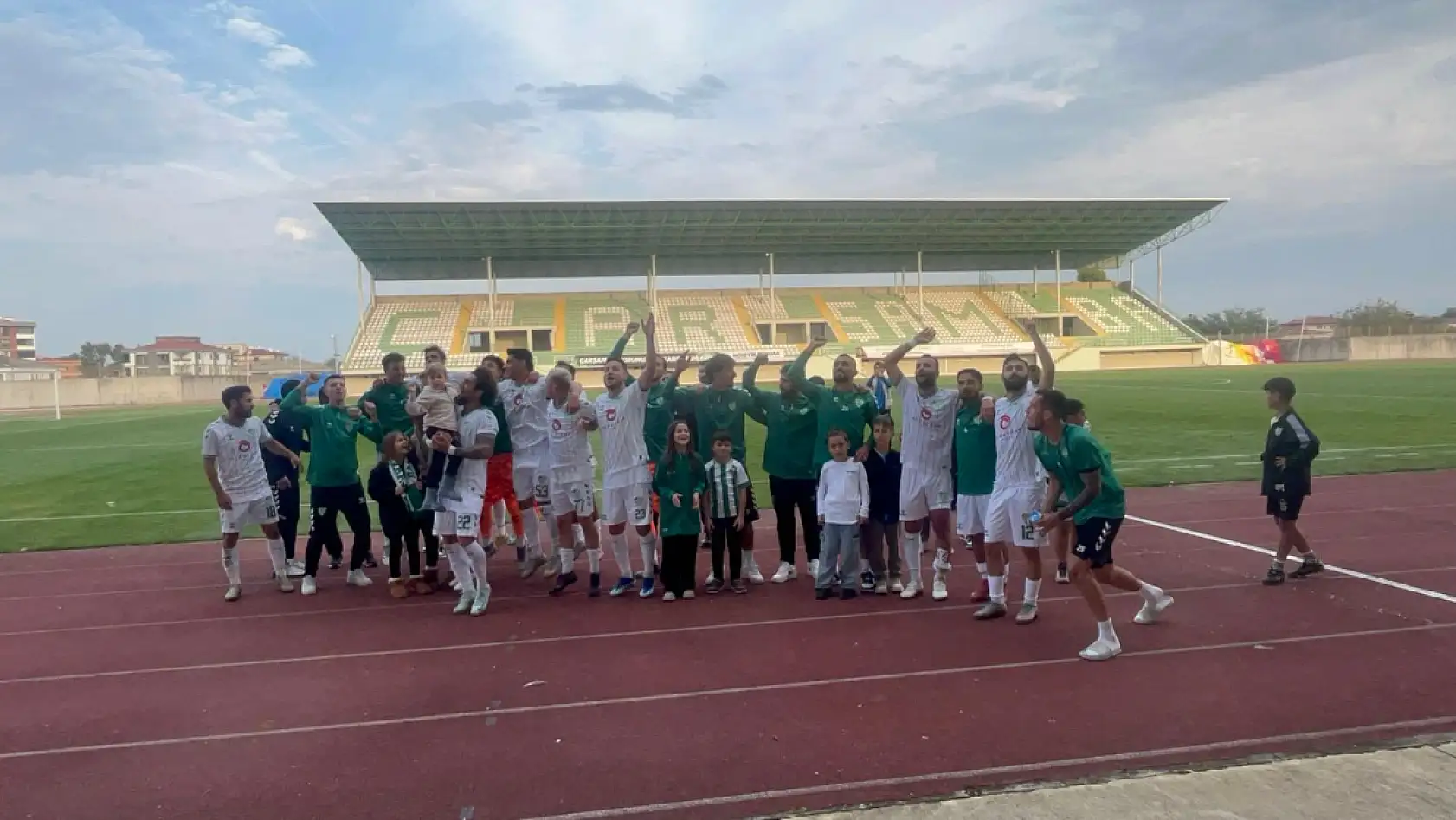 Çarşambaspor 10 Kişiyle geri döndü