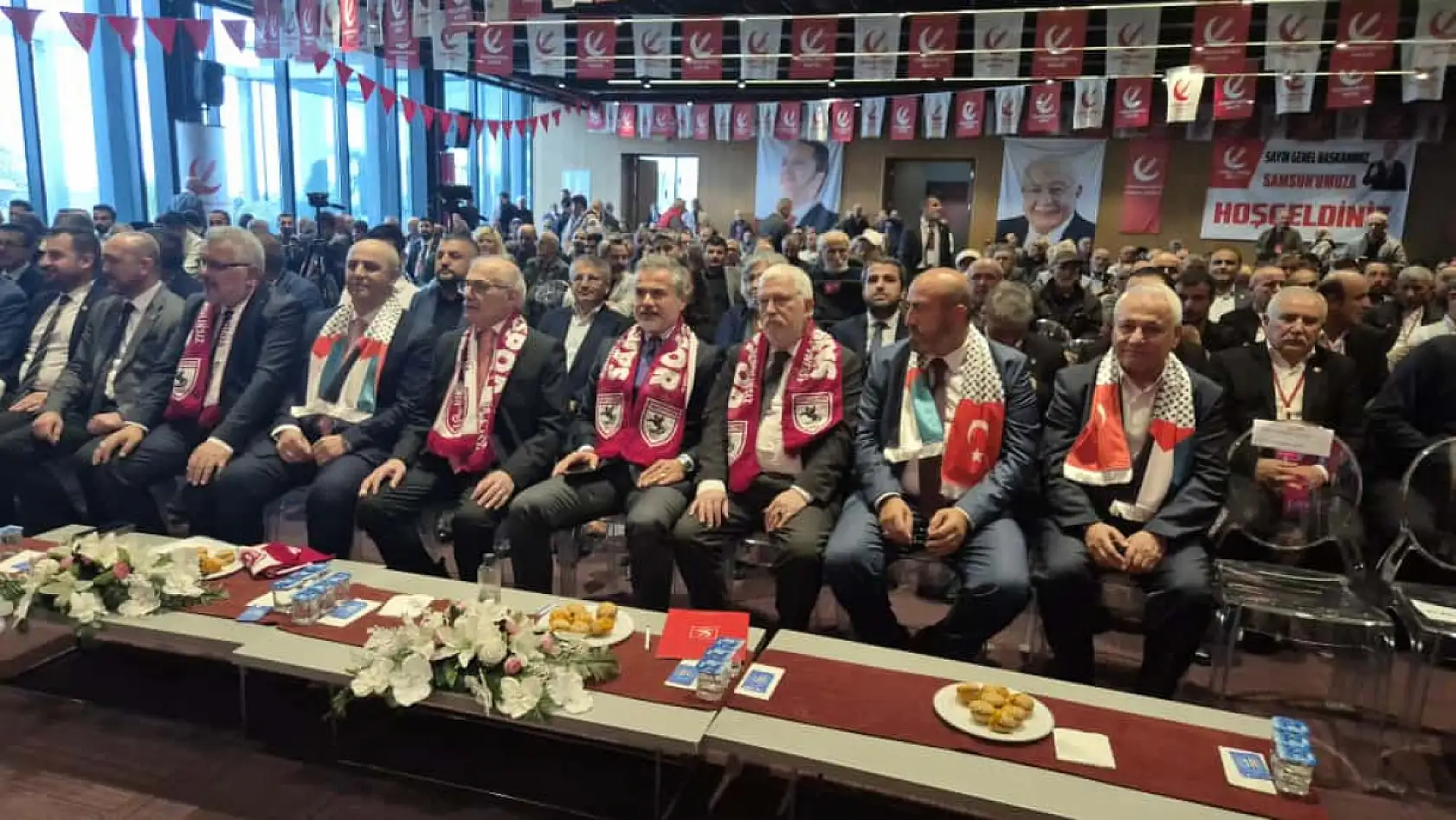 Yeniden Refah'ta kongre heyecanı