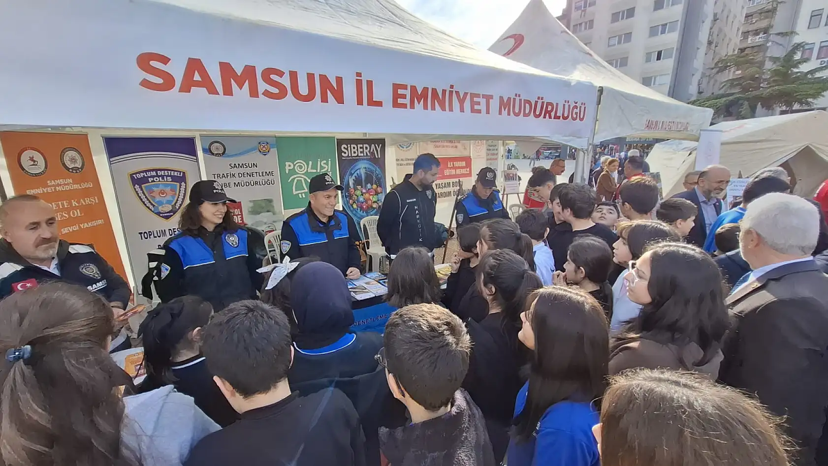 Kızılay Haftası Samsun'da Renkli Etkinliklerle Kutlandı