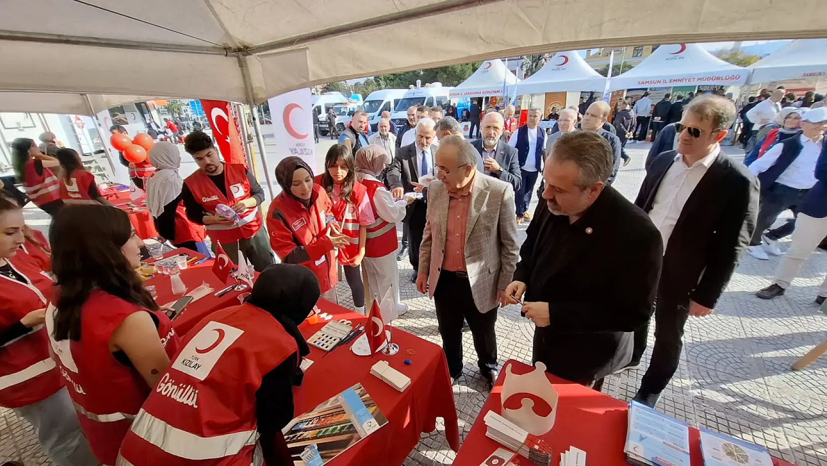 Kızılay Haftası Samsun'da Renkli Etkinliklerle Kutlandı