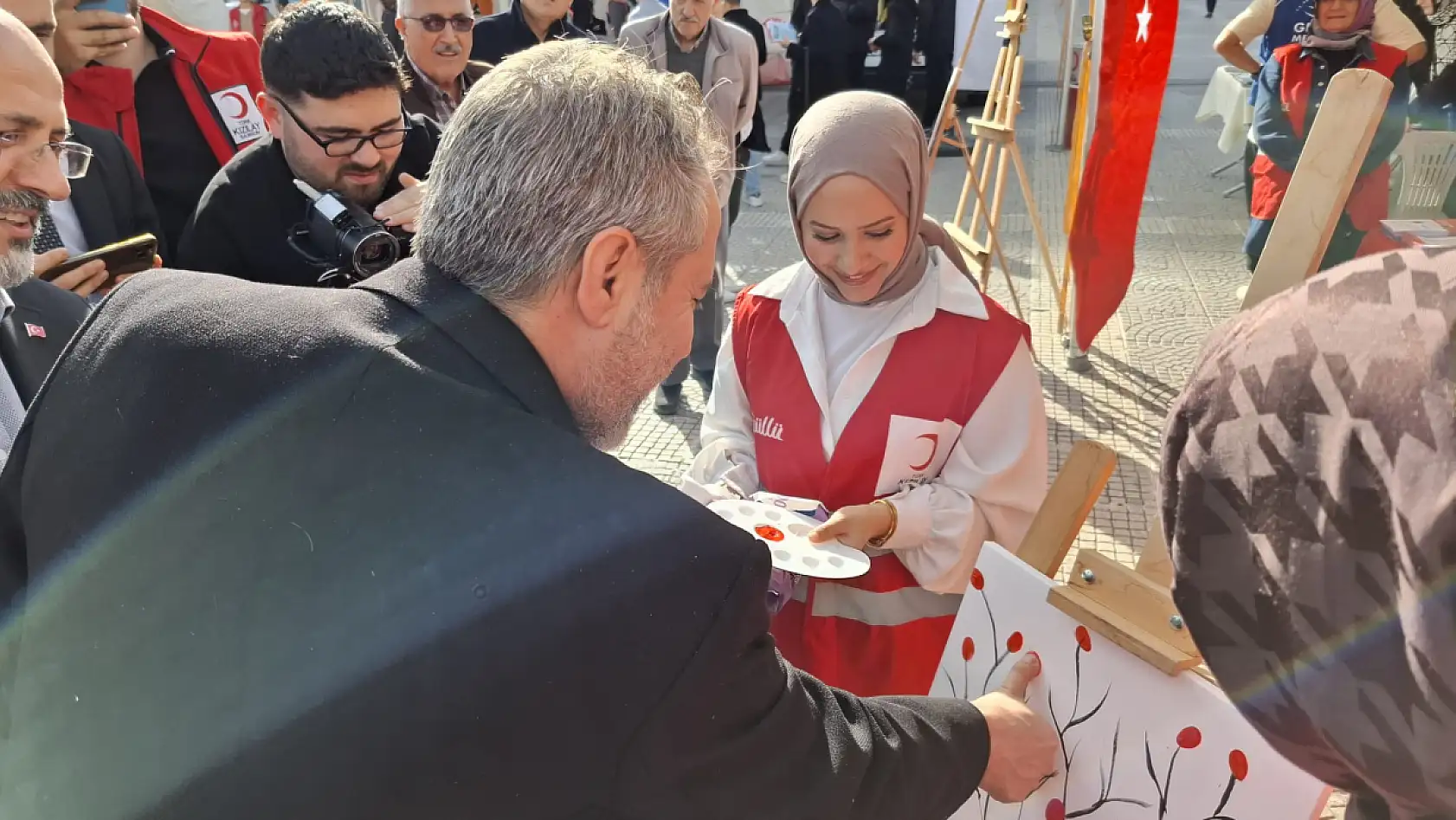 Kızılay Haftası Samsun'da Renkli Etkinliklerle Kutlandı
