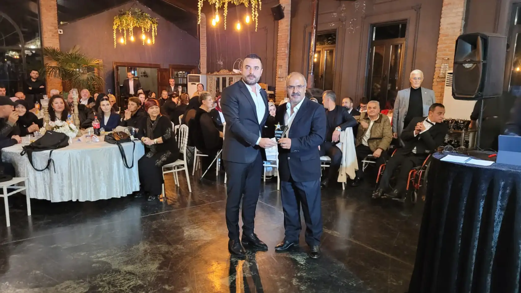 Samsun'da engelleri aşan başarılar ödüllendirildi