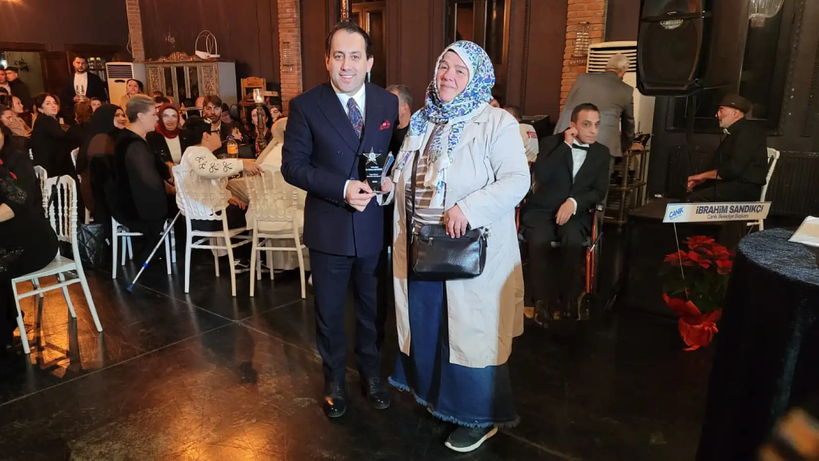 Samsun'da engelleri aşan başarılar ödüllendirildi