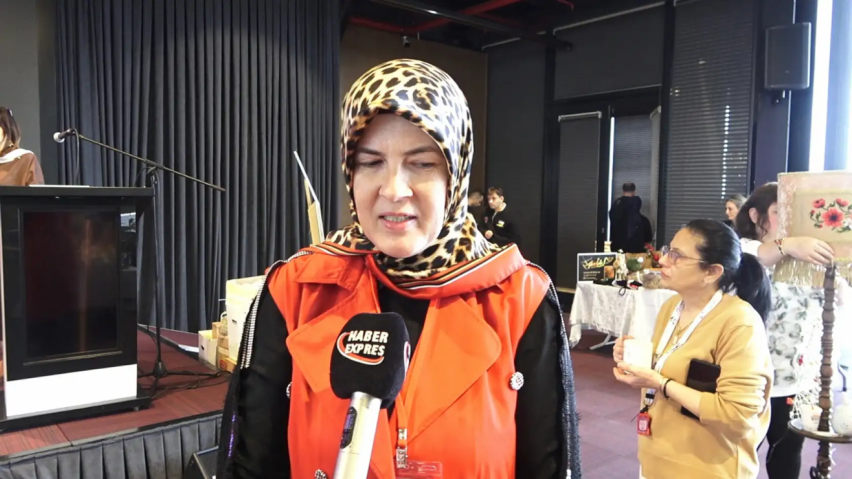 Bir Tezgah, Bir Hikaye : Üreten Kadınlar Aynı Çatı Altında Buluştu