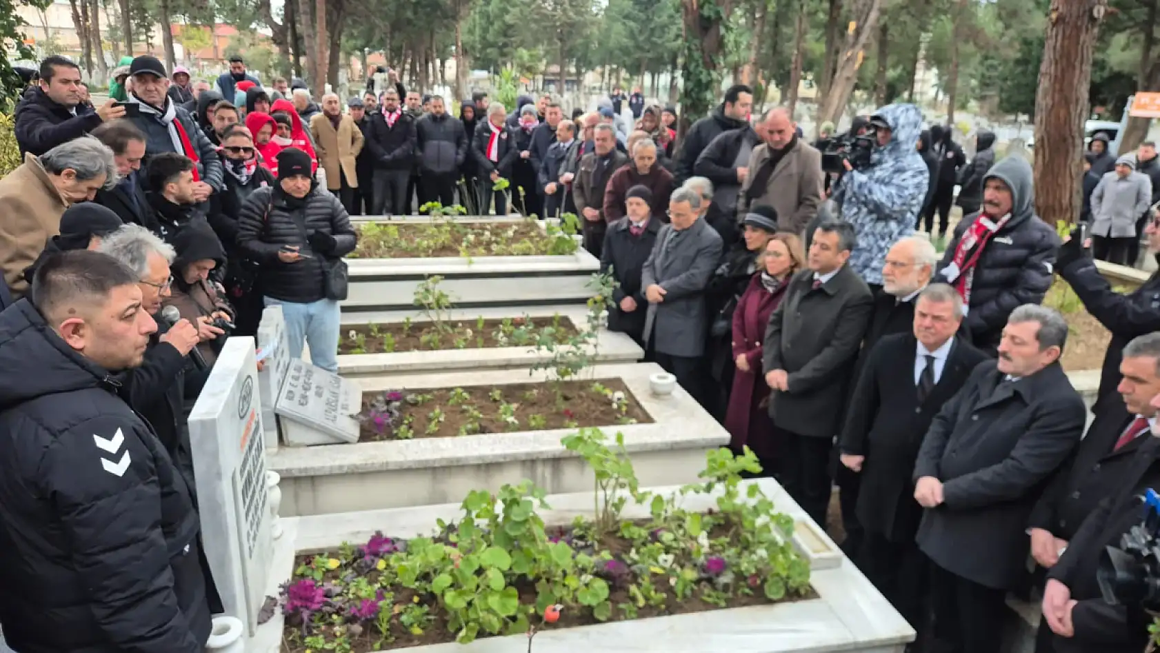 Samsunspor futbol şehitlerini dualarla andı