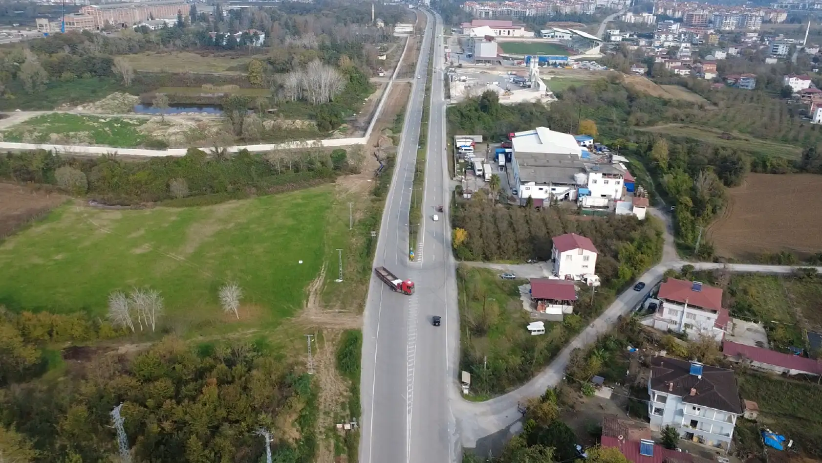 Yalancı Kim? Karayolları mı? Müteahhit mi?