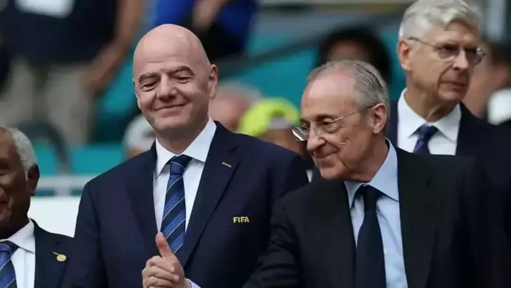 FIFA'dan tarihi penaltı kararı!