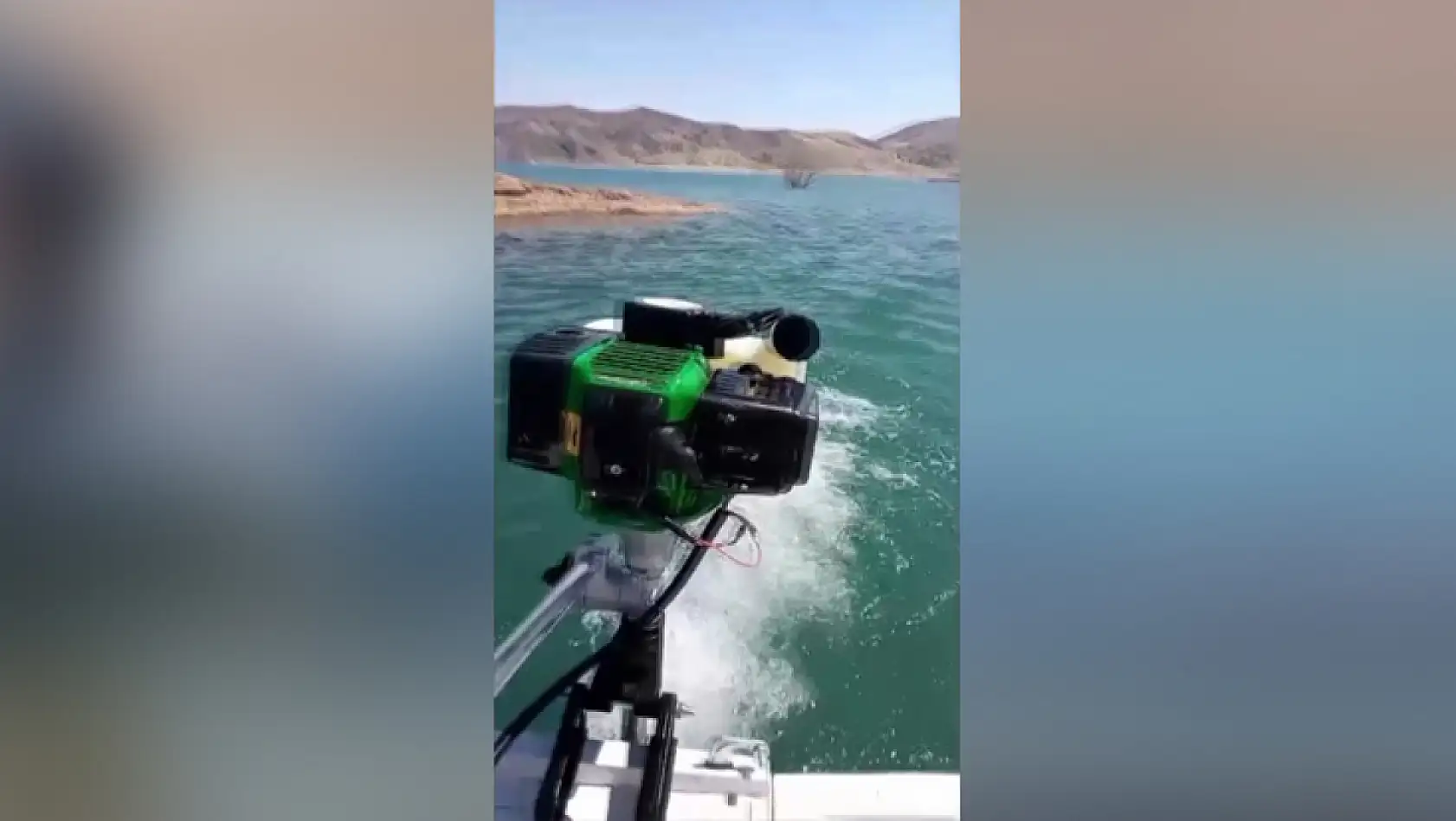 Hurda buzdolaplarından kayık yaptı, barajda turlamaya başladı!