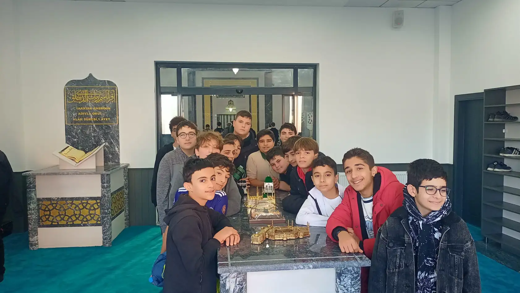 Öğrenciler değerler eğitimi gezisi düzenledi