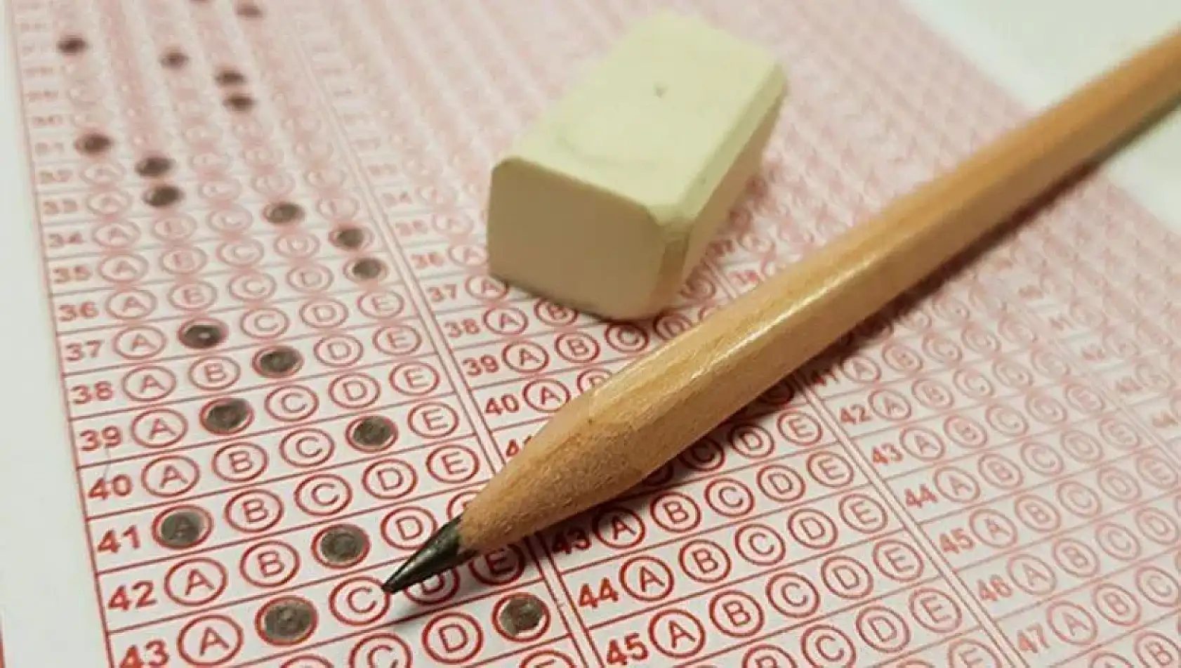 YKS 2025 İçin Geri Sayım Başladı: Gençler Üniversite Hayaline Bir Adım Daha Yaklaşıyor!