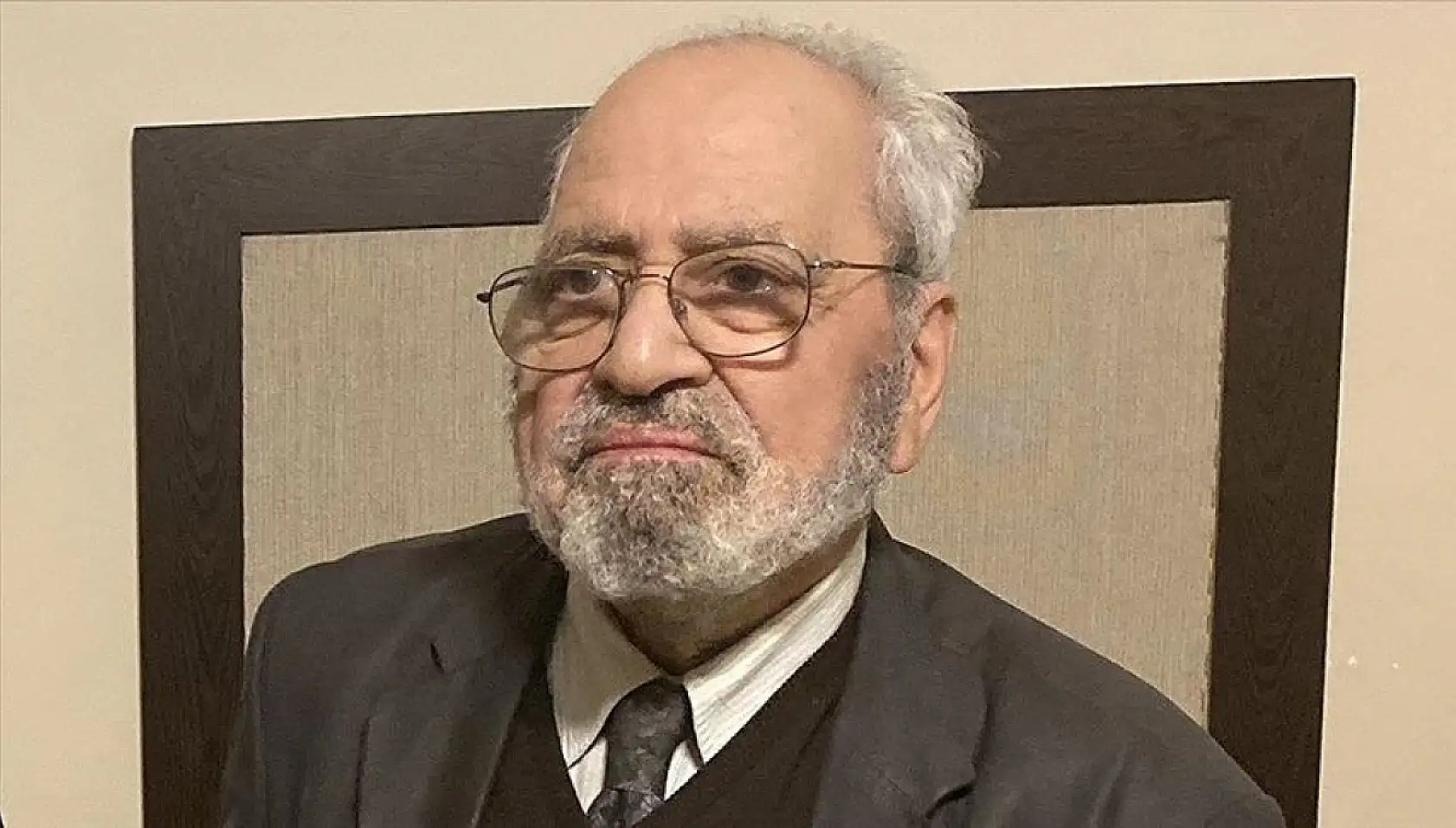 Sezai Karakoç'un vefatının üzerinden 4 yıl geçti