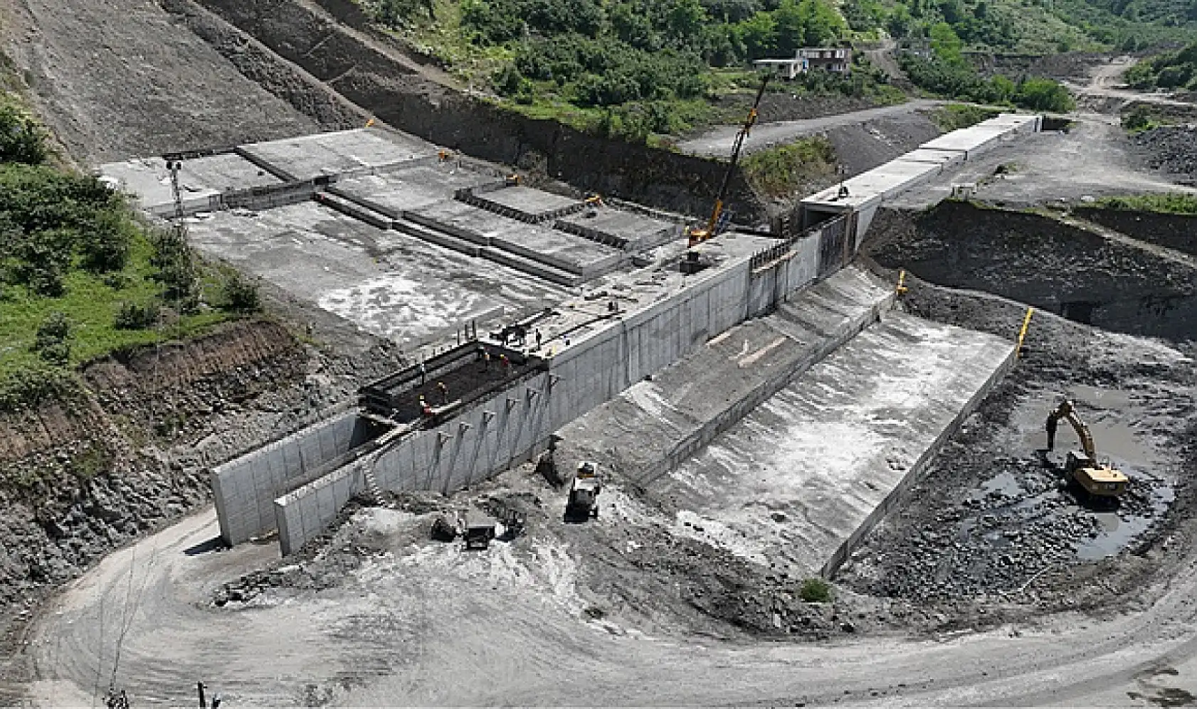 Salıpazarı Barajı 8 Yıldır Bitmedi DSİ'ye sorduk şok cevap  'Bizim bilgimiz olmaz? '
