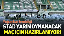 Çarşambaspor Stadı'nda Yoğun Kar Temizliği