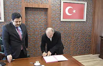 Ayvacık'ta Muhtarlara Yeni Hizmet Alanı