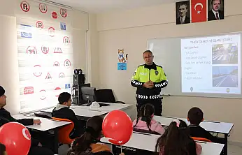 Bafra'da miniklere güvenli trafik eğitimi