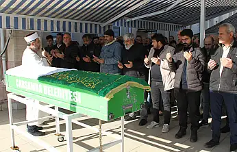 Başkan Şeker'in Annesine Son Görev