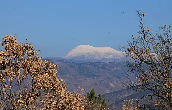 Çankırı'da sonbahar ve kışın buluştuğu kartpostallık manzaralar