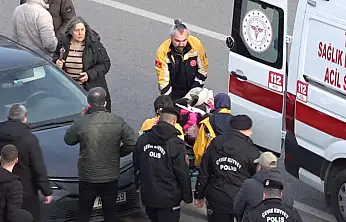 Cumhuriyet Meydanı'ndaki otopark girişinde kaza: 1 yaralı