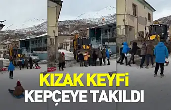 Kızak Keyfi Kepçeye Takıldı