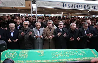 Milletvekili Aksu'dan babasına son görev