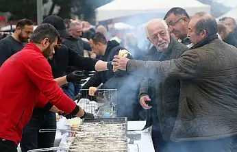 ordu'da festivalde 7 ton hamsi tüketildi