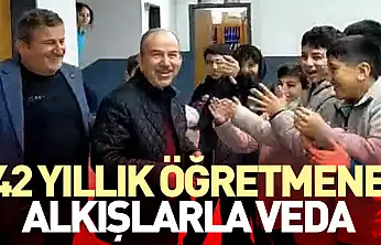 Samsun'da 42 Yıllık Öğretmene Alkışlarla Veda