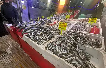 Samsun'da Balık Tezgâhları Şenlendi