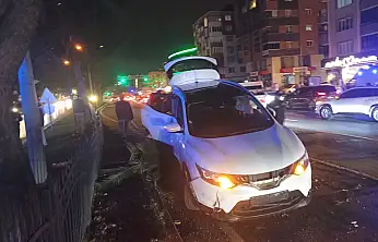 Samsun'da kaza : Savrulan Araç Karşı Şeride Geçti