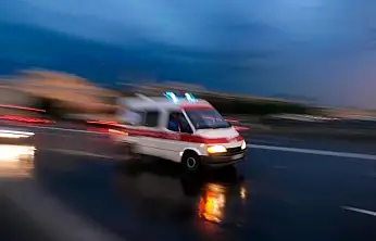 Samsun'da üzerine pirinç çuvalları devrilen işçi öldü