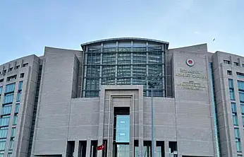 Yapımcı Esat Yontunç havalimanında gözaltına alındı